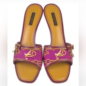 Louis Vuitton kitten heels